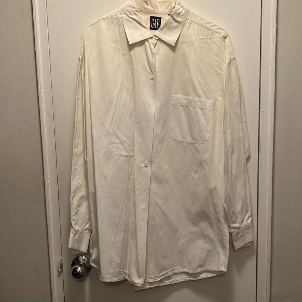 Classic GAP Women’s Button Down Shirt, size L